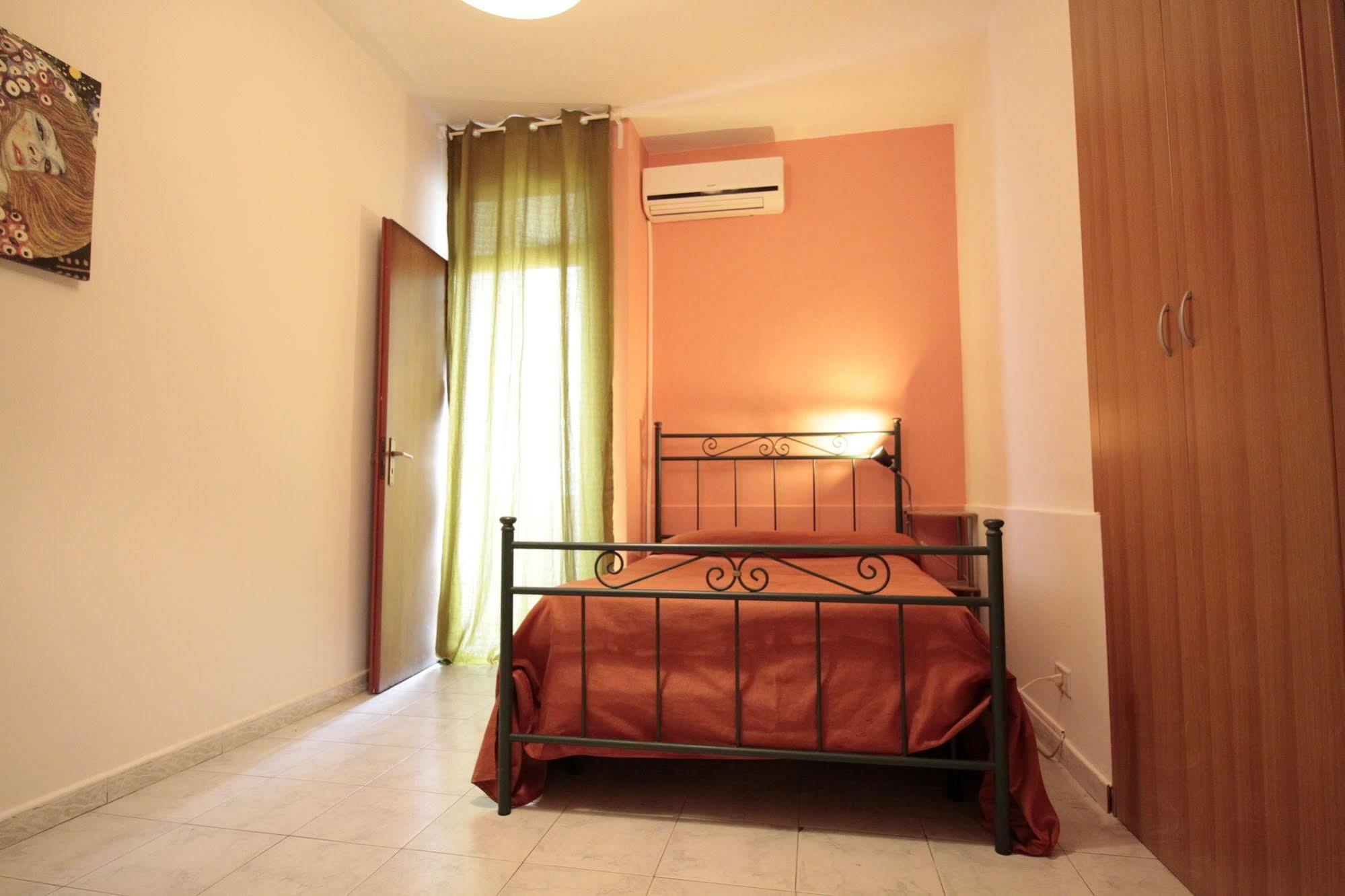 Vesta-Apartments Катания Экстерьер фото